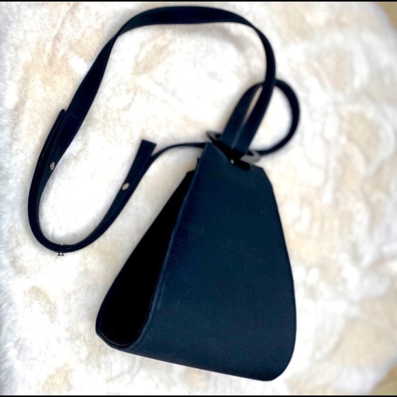 Bucket bag - Picture 2 of 8